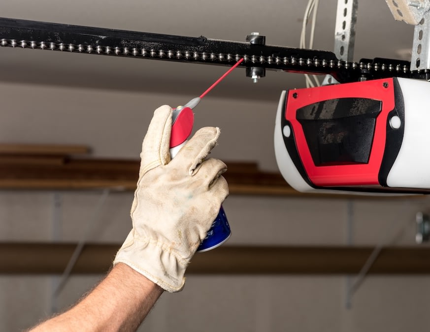 7 Best Garage Door Lubricant Options (2025 Update)