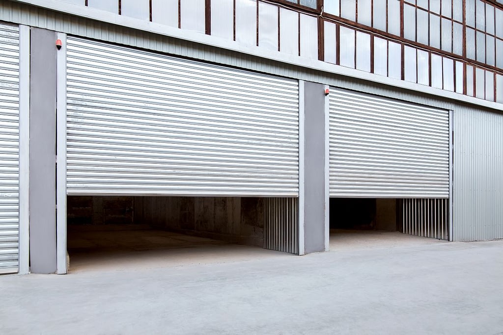 vertical commercial garage doors