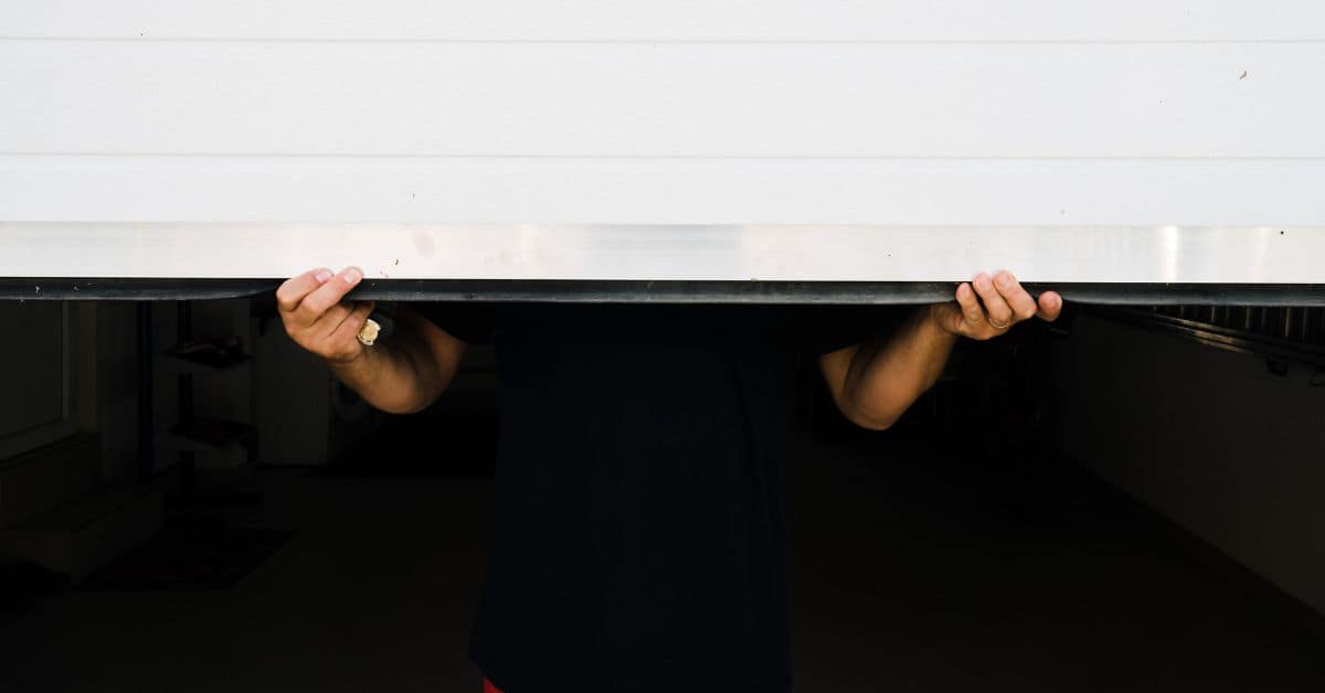 Giel-Garage-Doors-From-Manual-to-Modern-The-Evolution-of-Garage-Door-Technology